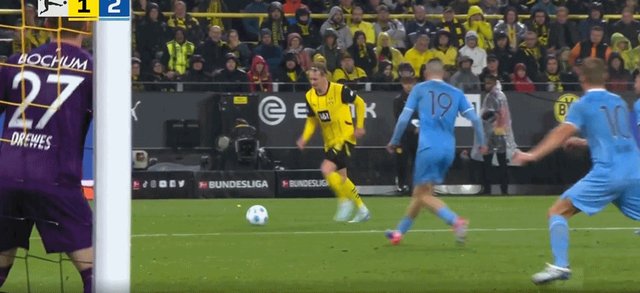 1727480573532033203.gif 1727480573532033203.gif