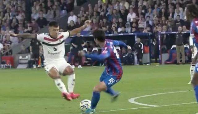 1727480342741039476.jpg tucao.jpg