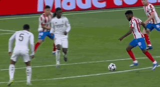1775863658161005680.gif